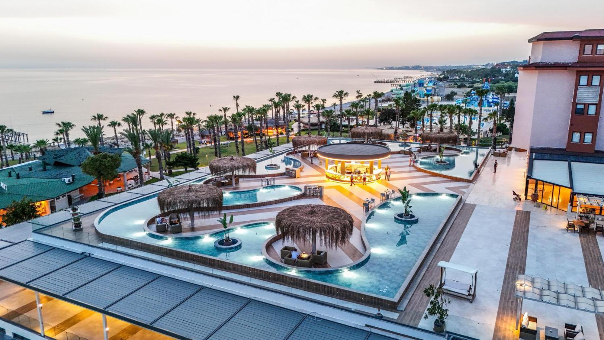 Hotel Justiniano Club Park Conti Okurcalar Esterno foto